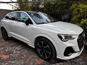 Audi Q3 Sportback  TDI S line Edition automatico