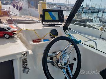 Motoscafo semicabinato motore 40/80