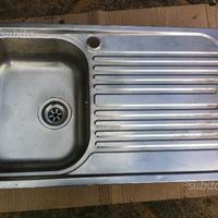 Lavello in acciaio inox