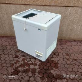 Congelatore a pozzetto MONDIAL 200lt