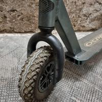 Monopattino Osprey Dirt a spinta ruote 20 cm