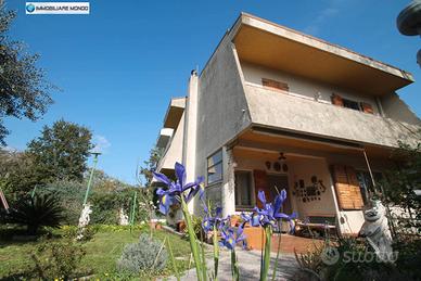 Villa in zona Parco Comunale