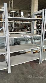 Scaffali ferro ad incastro
