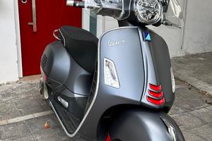 Vespa GTS 300 - 2019 - Perfetta