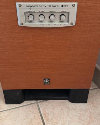 Subwoofer Yamaha YST-SW215 attivo