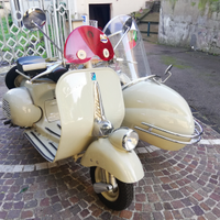 Vespa Faro Basso Sidecar