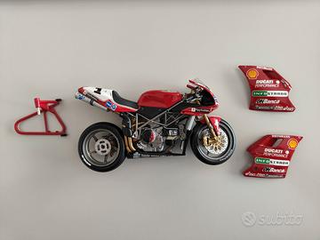 Modello Ducati SBK