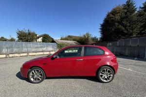 Alfa Romeo 147-BalckLine edition
