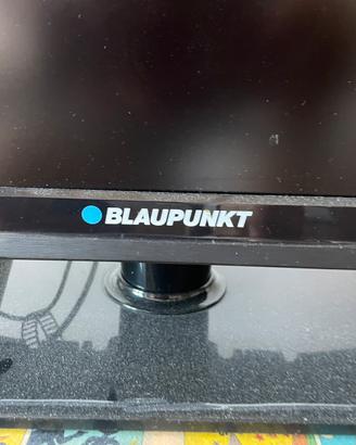 TV Blaupunkt 32” + Mobiletto porta TV