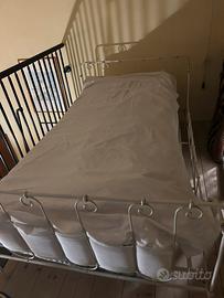 Letto in ferro battuto verniciato