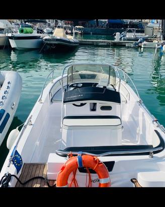 Ranieri Voyager 19 S + Suzuki DF40 - Full Optional