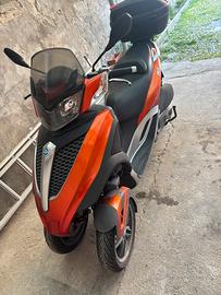 Piaggio mp3 125