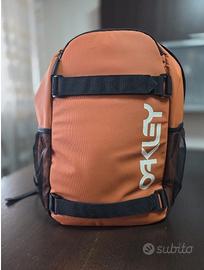 VENDUTO - Zaino Oakley Freshman skate Nuovo