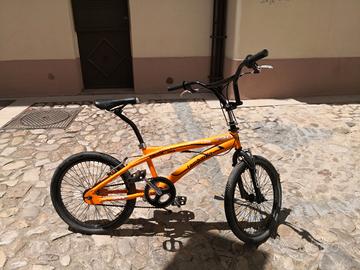 bmx Lombardo bicicletta 