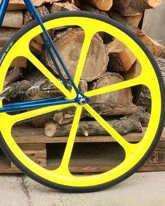 Ruota 28" single speed 6 razze in lega