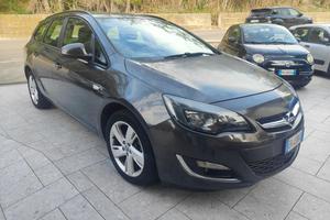 OPEL Astra 1.4 T 140CV Sports Tourer GPL Tech El