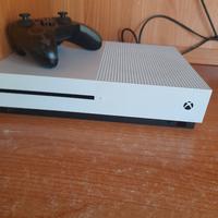 xbox one s  con joystick ritiro a mano a firenze 