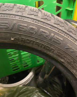 4 pneumatici Nokian