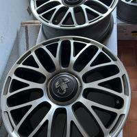 4 cerchi in lega da 17 per 500 abarth