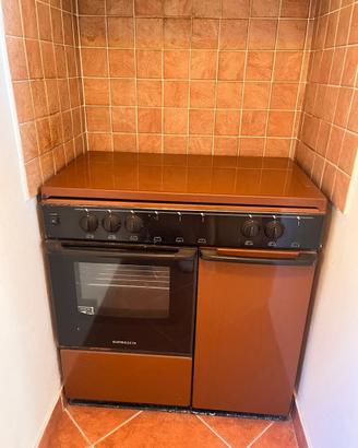 Cucina a gas 4 fuochi con forno