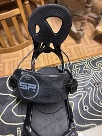 Tavola snowboard Bataleon con attacchi rapidi