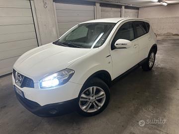 Nissan Qashqai 1.5 DCI 110CV/RETROCAMERA/B.SHAFT