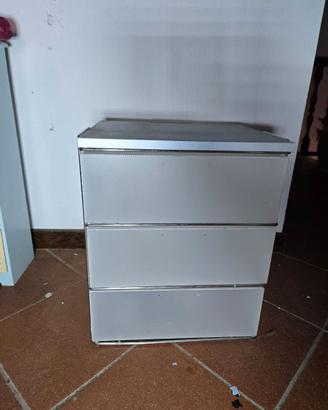Cassettiera