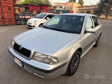 SKODA Octavia 1.9 TDI cat Wagon 4WD SLX perfetta