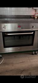 Forno praticamente nuovo