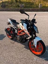 KTM Duke 390