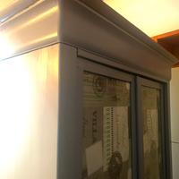 Vetrina antica in legno fatta a mano