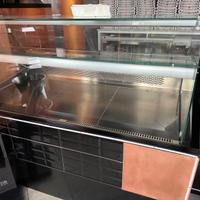 Vetrina gastronomia/pasticceria