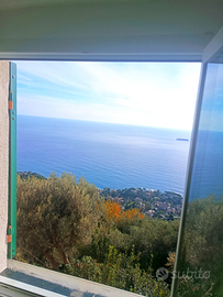 Camera con vista mare