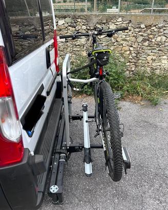 PORTABICI GIREVOLE PER CAMPER VAN