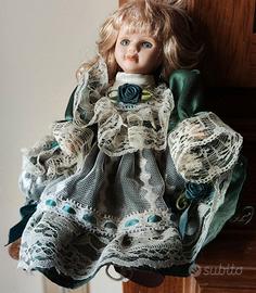 Bambola di porcellana