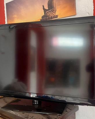 TV LG 42”