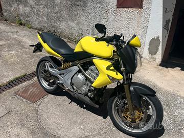 Kawasaki ER6N heavy industries