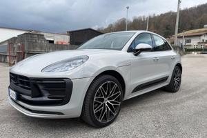 Porsche Macan T  2.0
