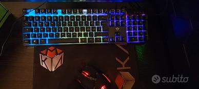 Mouse, tastiera e tappetino da Gaming