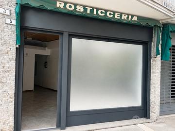 Grado: locale commerciale