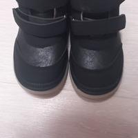 Scarponcini bambina colore nero tg 30