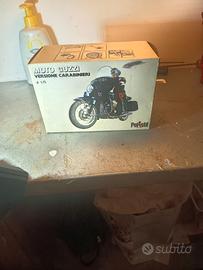 modellino moto Guzzi carabinieri