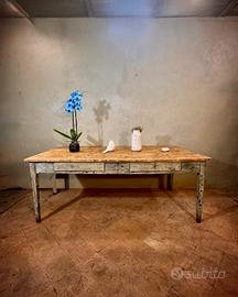 Tavolo antico