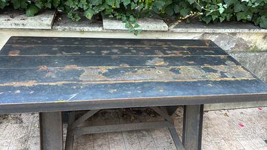Tavolo in ferro