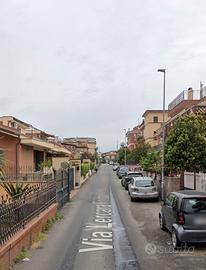 Torvaianica luminoso trilocale arredato