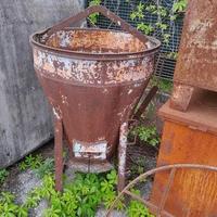 Benna Per Cemento In Ferro Da Gru