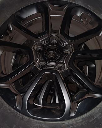 cerchi lega nero opaco Fiat 500x Raggio 16"