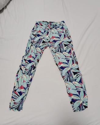 Pantaloni fantasia floreale