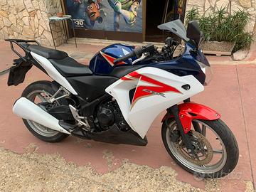 Honda 250 cbr