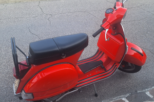 Vespa p200e